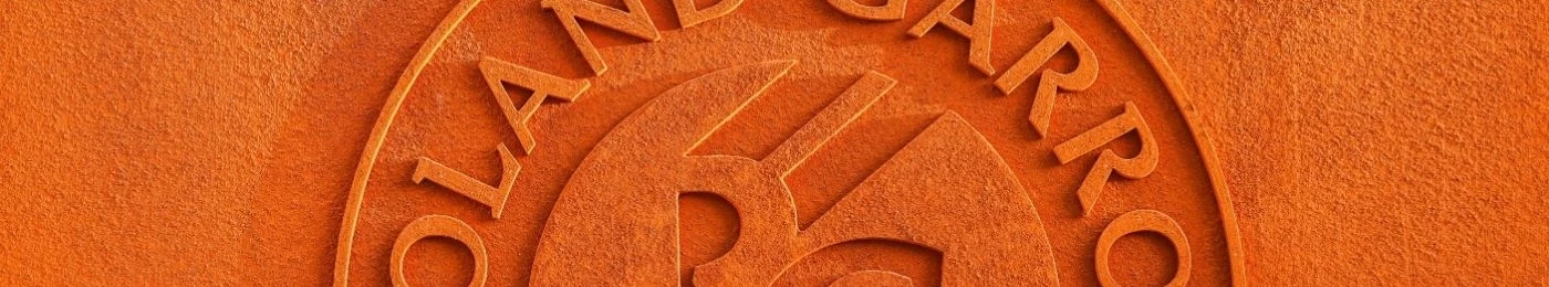 Roland Garros Logo in Gravel